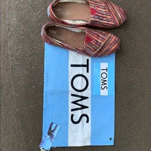 Rainbow Fleece-lined TOMS